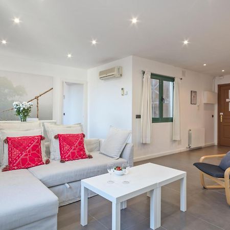 Barcelona Comtal Apartments Екстер'єр фото