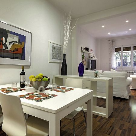 Barcelona Comtal Apartments Екстер'єр фото
