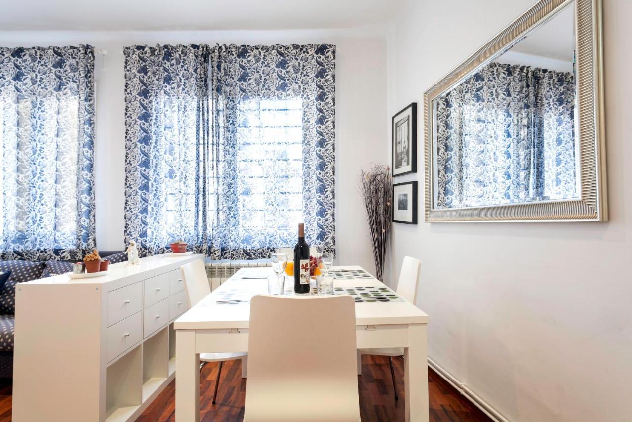 Barcelona Comtal Apartments Екстер'єр фото