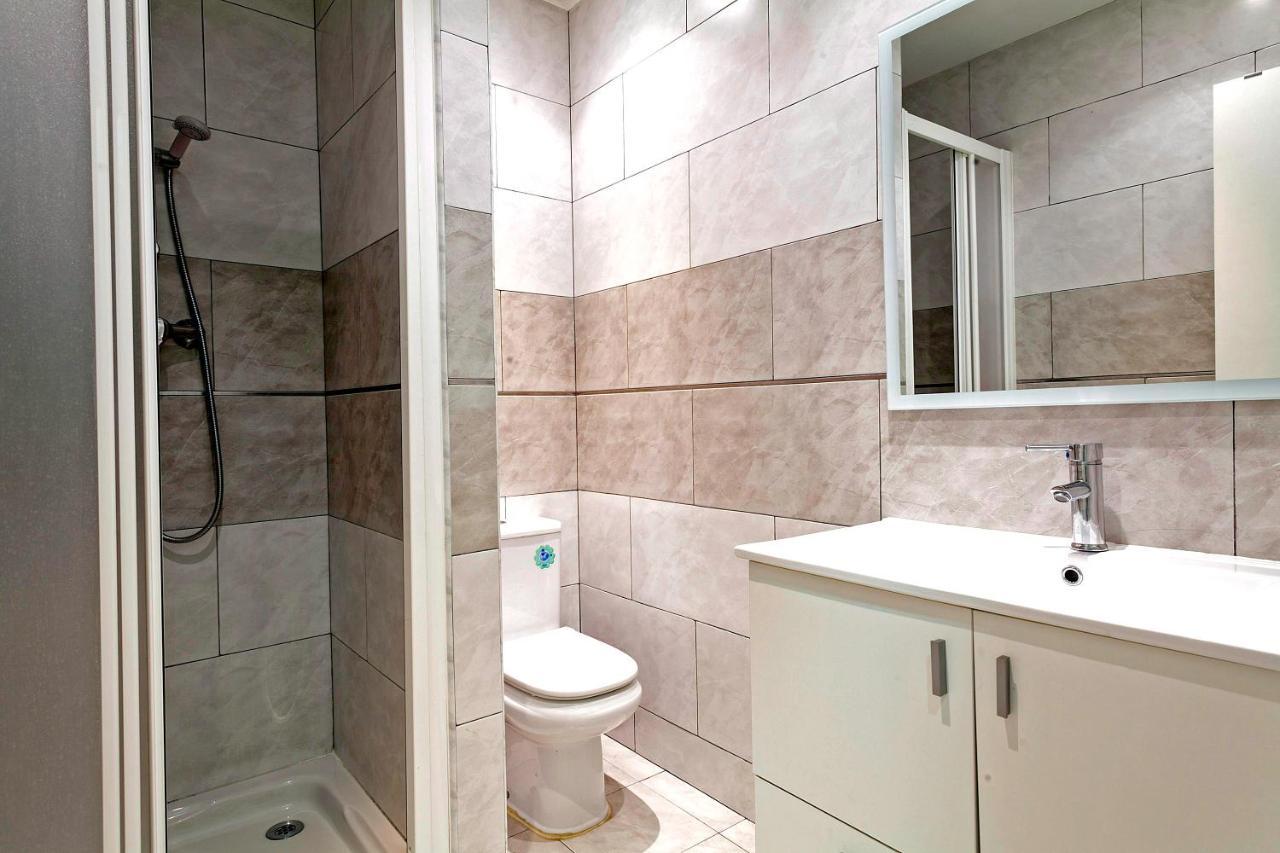 Barcelona Comtal Apartments Екстер'єр фото