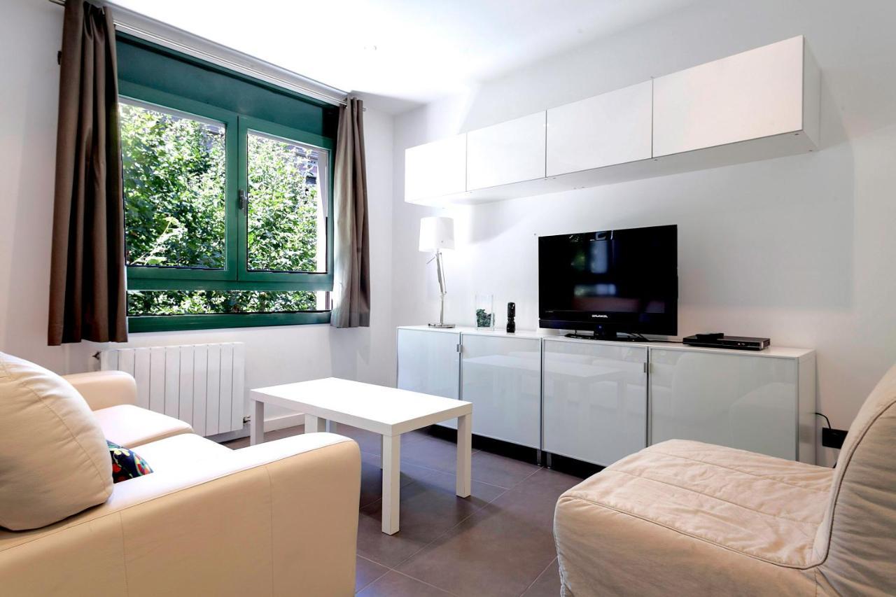 Barcelona Comtal Apartments Екстер'єр фото