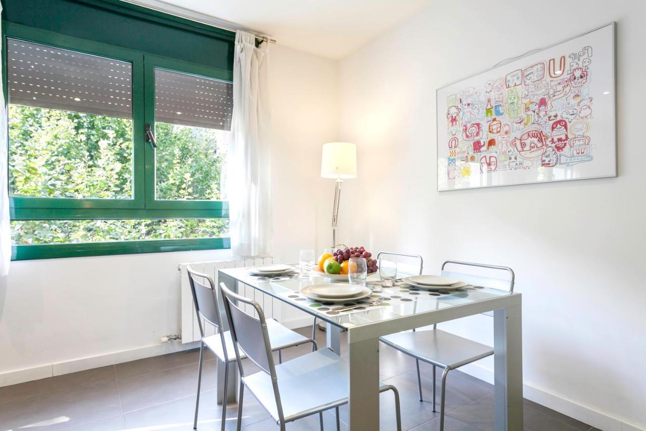 Barcelona Comtal Apartments Екстер'єр фото