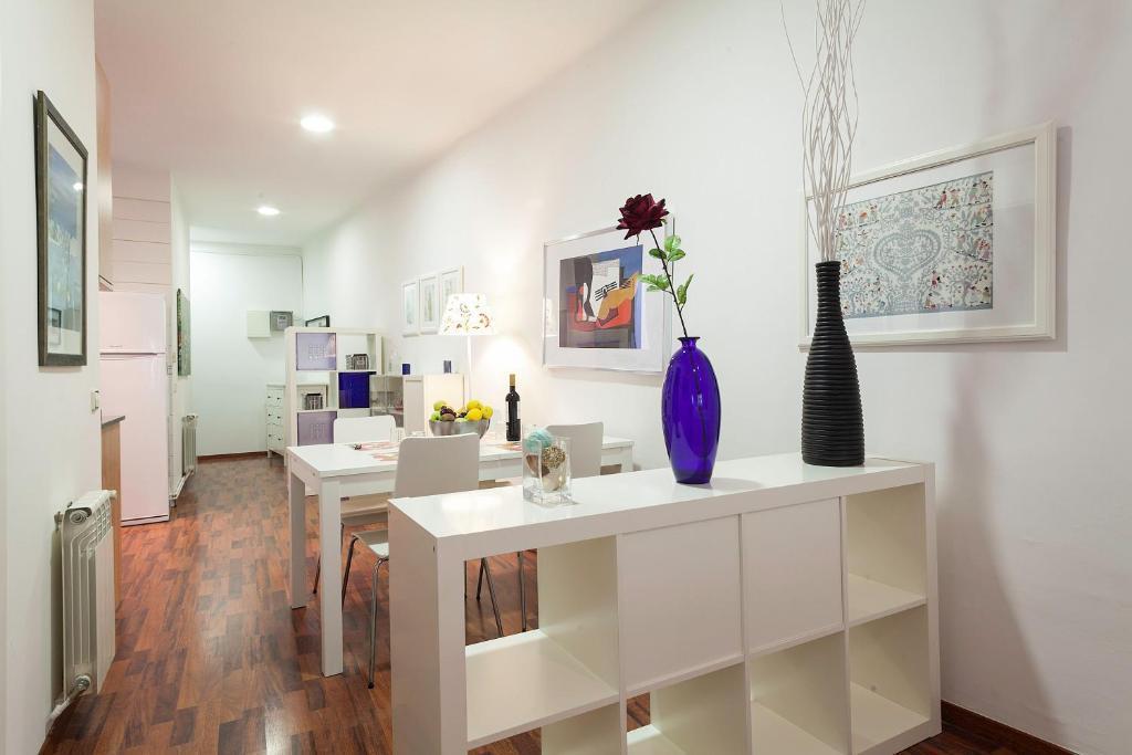 Barcelona Comtal Apartments Екстер'єр фото